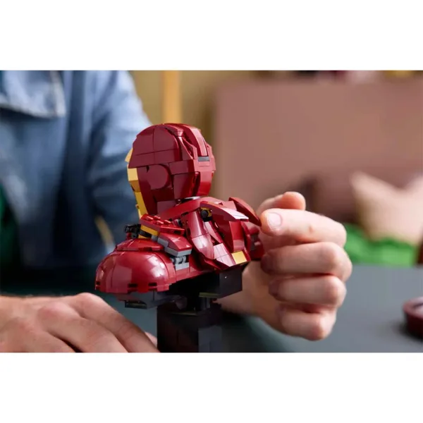LEGO® Marvel: Popiersie Iron Mana MK4 (76327) zdjęcie 6
