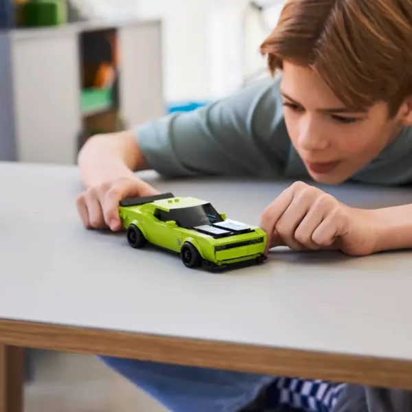 LEGO® Speed Champions: Dodge Challenger SRT Hellcat samochód sportowy (77237) zdjęcie 6