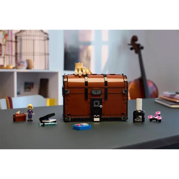 LEGO® Wednesday: Mieszkanie Rączki (76785) zdjęcie 9