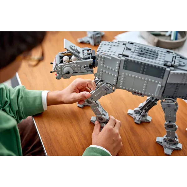 LEGO® Star Wars™: AT-AT™ Odrodzonego Imperium z INT-4 zdjęcie 15