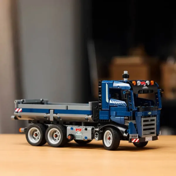 LEGO® Technic: Ciężarówka z wywrotką (42203) zdjęcie 5