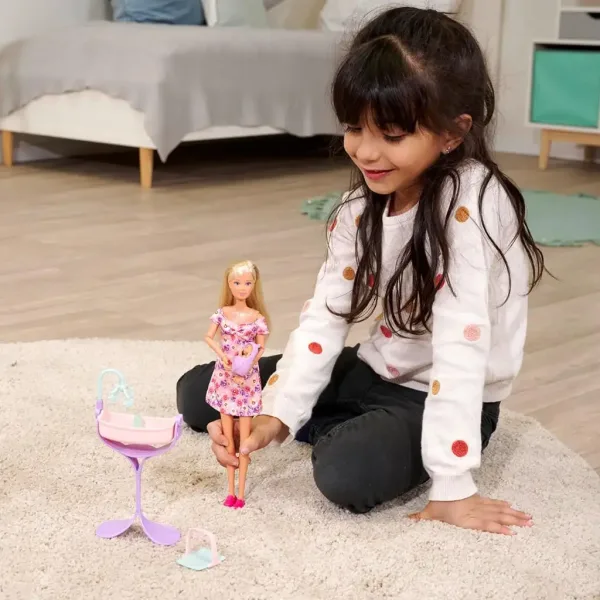 Steffi Love: Steffi ciężarna lalka z łóżeczkiem i akcesoriami - Simba Toys zdjęcie 8