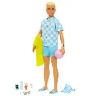 Barbie Film: Ken Plażowa Lalka z akcesoriami plażowymi – Mattel