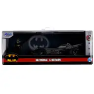 DC Comics: Figurka Batmana i model Batmobilu 1/32 - Simba Toys