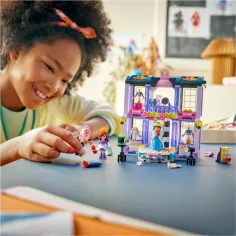 LEGO® Friends: Pokaz mody w Heartlake City (42685) zdjęcie 4