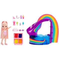 Rainbow High: Zestaw do zabawy przy basenie z lalką Blush Parker zdjęcie 4
