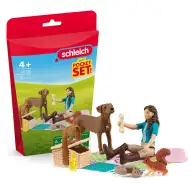 Schleich: Piknik z Lizą i jej pieskiem zestaw do zabawy (42746)
