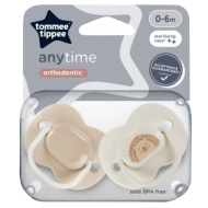 Tommee Tippee: Zestaw dwóch ortodontycznych smoczków Anytime w różnych wariantach (0–6 miesięcy)