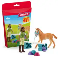 Zestaw z końmi Schleich: Trenerka Sarah z źrebakiem Tennessee Walker (42756)
