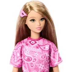 Barbie: Fashionista Przyjaciółki stylowa lalka modowa w różowej sukience w wzór chusty - Mattel zdjęcie 3