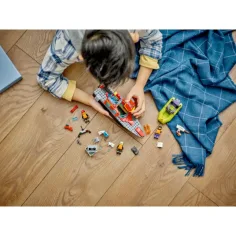 LEGO® City: Statek strażacki (60373) zdjęcie 5