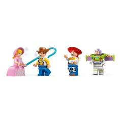 LEGO® Disney: Toy Story świąteczny pociąg i zdalnie sterowany samochód wyścigowy (43264) zdjęcie 4