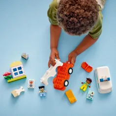 LEGO® DUPLO®: Samochód ratunkowy i ratownik (10447) zdjęcie 3