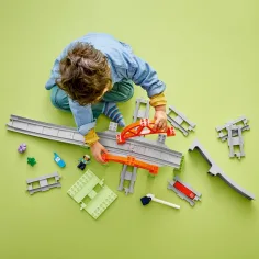 LEGO® DUPLO®: Zestaw dodatkowy mostu kolejowego i torów (10426) zdjęcie 3