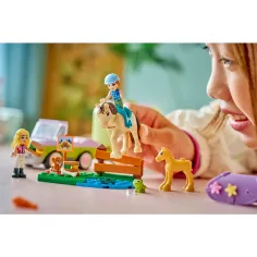 LEGO® Friends: Przyczepa do transportu koni i źrebiąt (42695) zdjęcie 8
