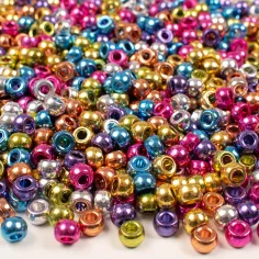 PlayBox: Cylindryczne kolorowe koraliki w metalicznych kolorach 1000 sztuk w opakowaniu