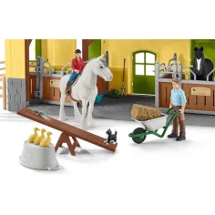 Schleich Farm World – Zestaw do zabawy stajnia (42485) zdjęcie 4