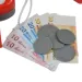 Biało-czerwona elektroniczna kasa fiskalna z dźwiękiem, produktami i zabawkowymi pieniędzmi 25x10x14cm