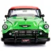 DC Comics: Figurka Trującego Bluszczu i model samochodu 1953 Chevy Bel Air w skali 1/24 - Simba Toys