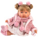 Llorens: Alexandra, 42-centymetrowa płacząca lalka ze smoczkiem w różowym płaszczu.