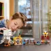 LEGO® Minecraft: Widmowy sterowiec i napad na wioskę (21273)